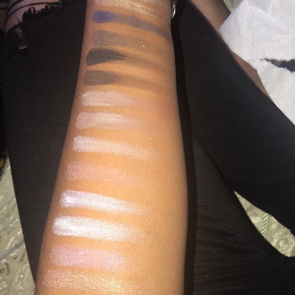 Icy glow eye and face palette - Picture 3 of 3